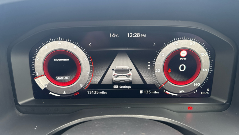 Nissan Qashqai 1.3 DiG-T MH Tekna 5dr Petrol Hatchback